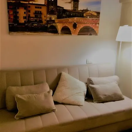 Deneb 19 Apartment *