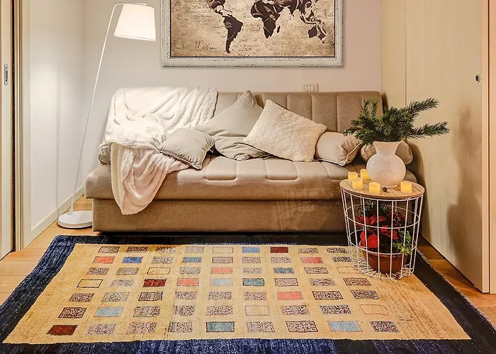 Deneb19 Luminoso Con Balcone Vista Citta 베로나